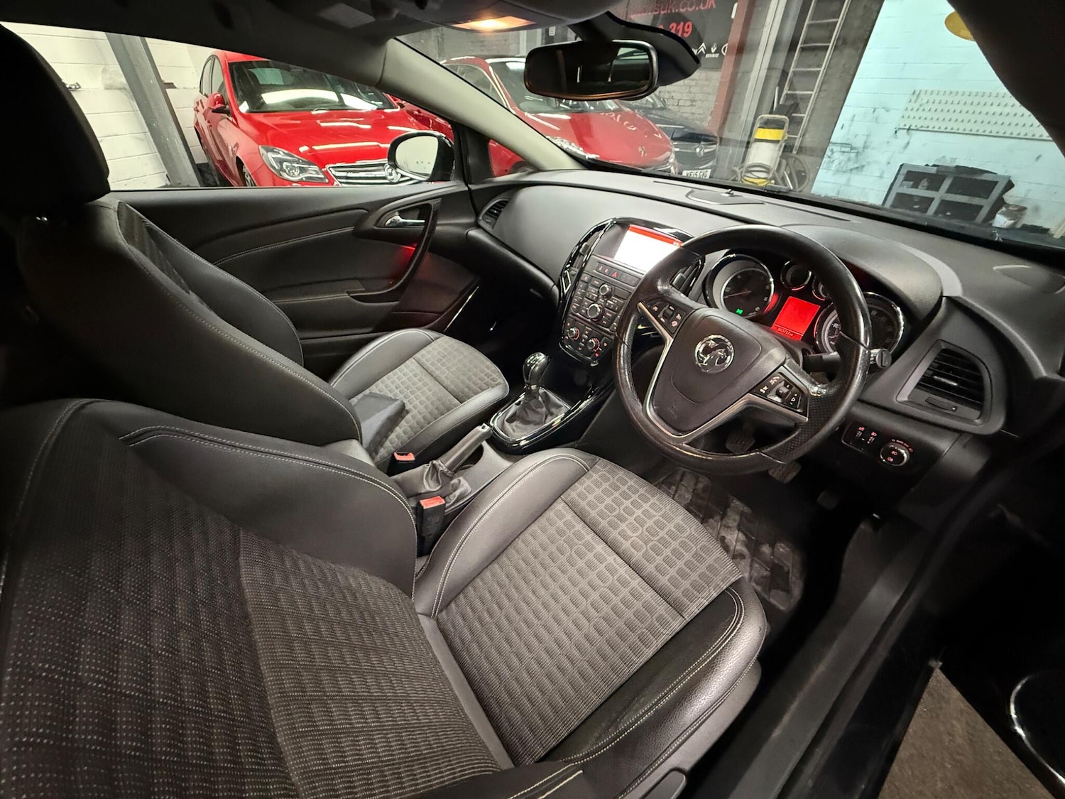 Used Vauxhall Astra GTC for sale - 77267089: Photo 8