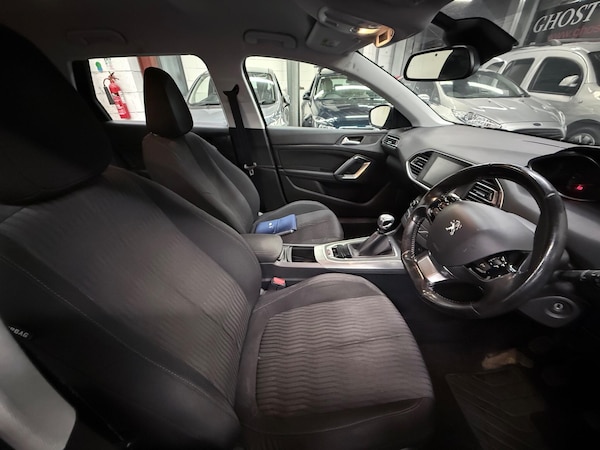 Used Peugeot 308 2015 for sale - 76314350: Photo 10