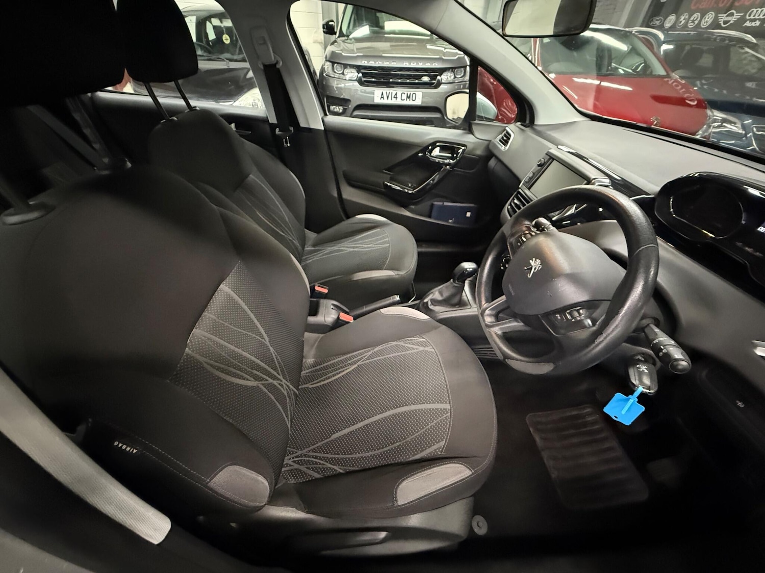 Used Peugeot 208 2013 for sale - 77230206: Photo 10