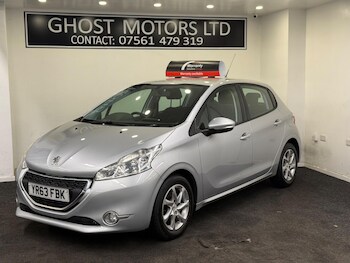 Used Peugeot 208 2013 for sale - 77230206: Photo