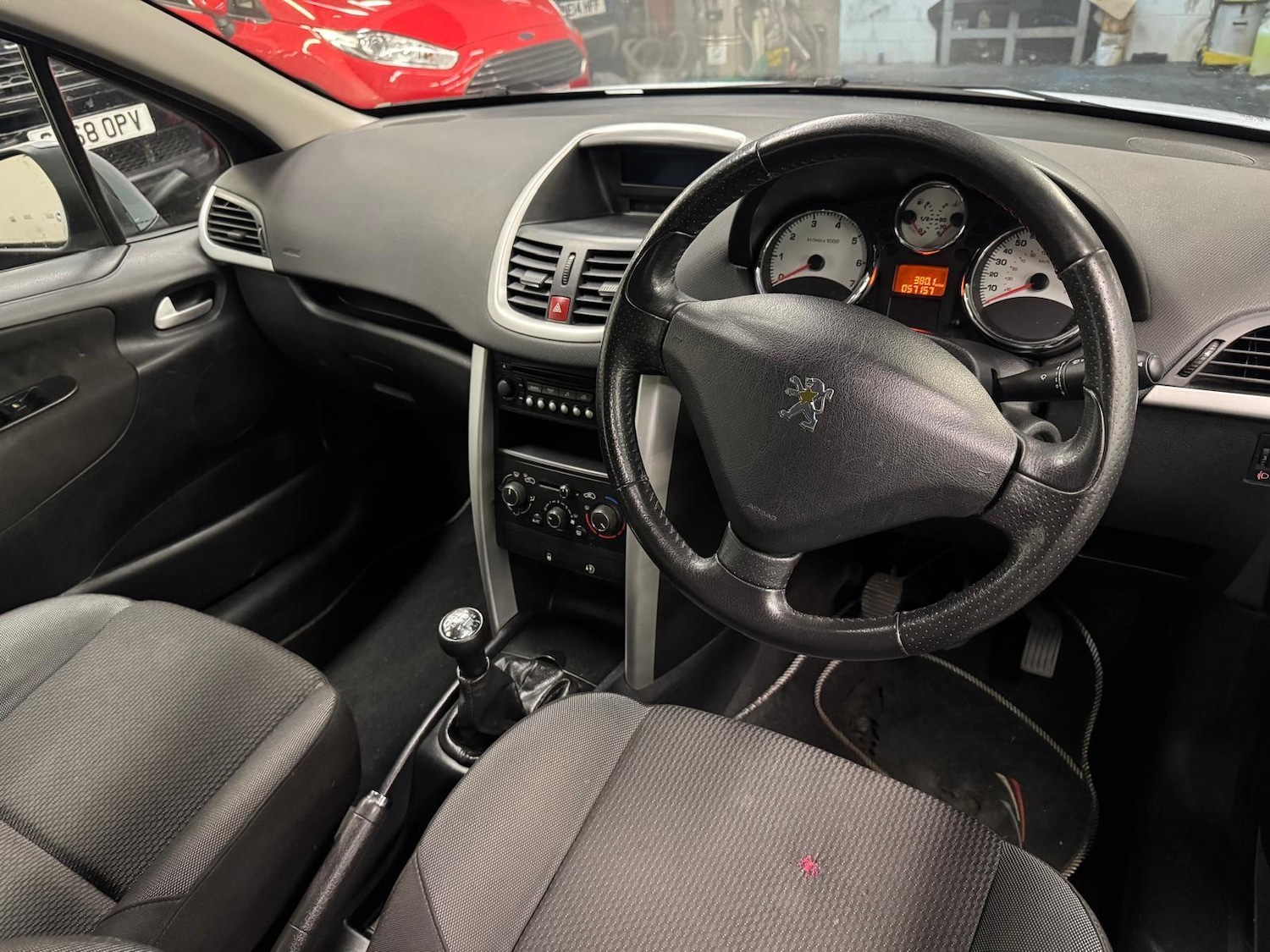 Used Peugeot 207 2011 for sale - 76458079: Photo 8