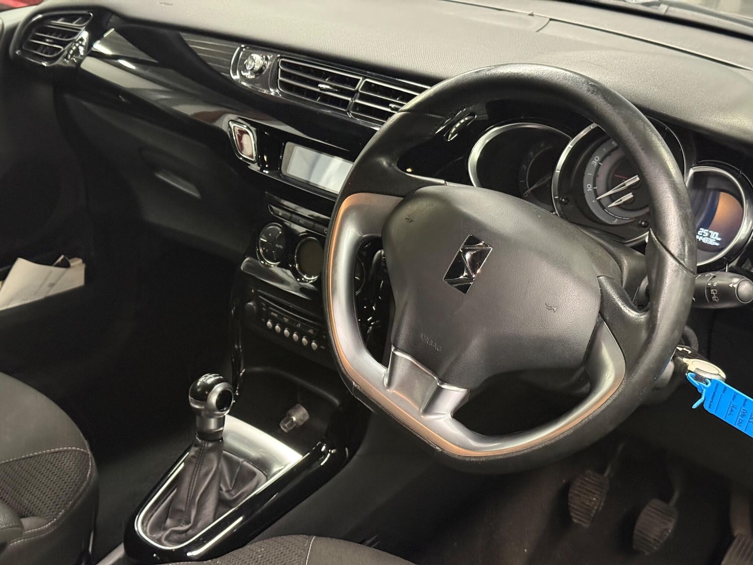 Used Citroen DS3 2014 for sale - 77237569: Photo 10