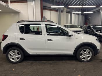 Used Dacia Sandero Stepway 2013 for sale - 79756352: Photo