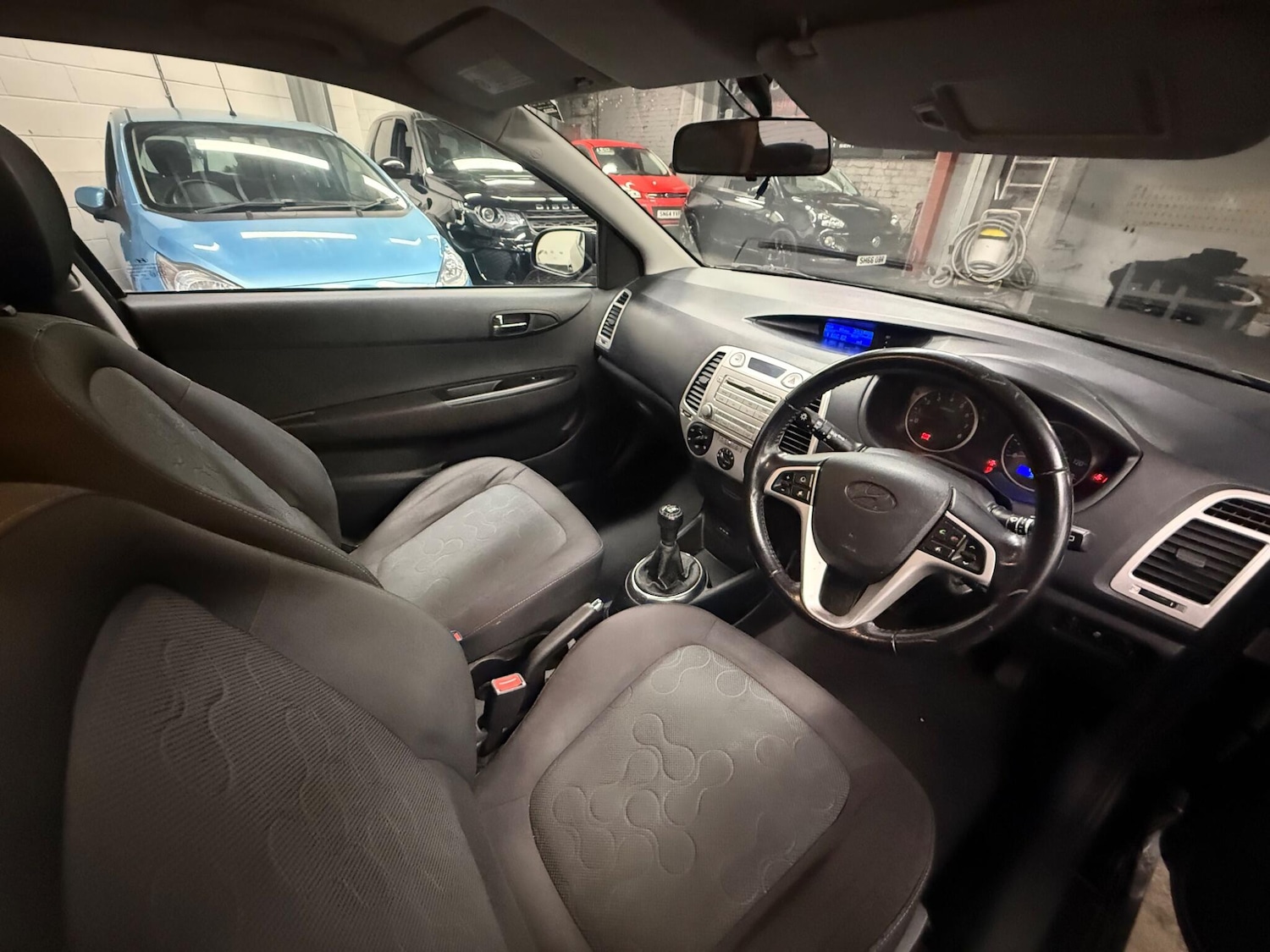 Used Hyundai i20 2011 for sale - 76801897: Photo 7