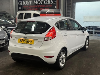 Used Ford Fiesta 2015 for sale - 76020536: Photo