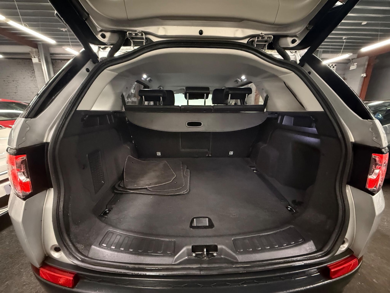 Used Land Rover Discovery Sport for sale - 77291881: Photo 7