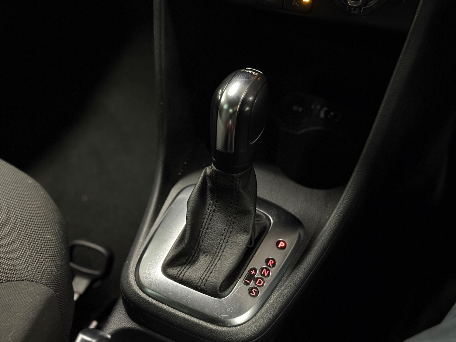 Used Volkswagen Polo for sale - 77574772: Photo 11