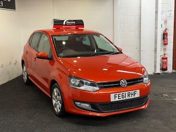 Used Volkswagen Polo 2011 for sale - 77574772: Photo