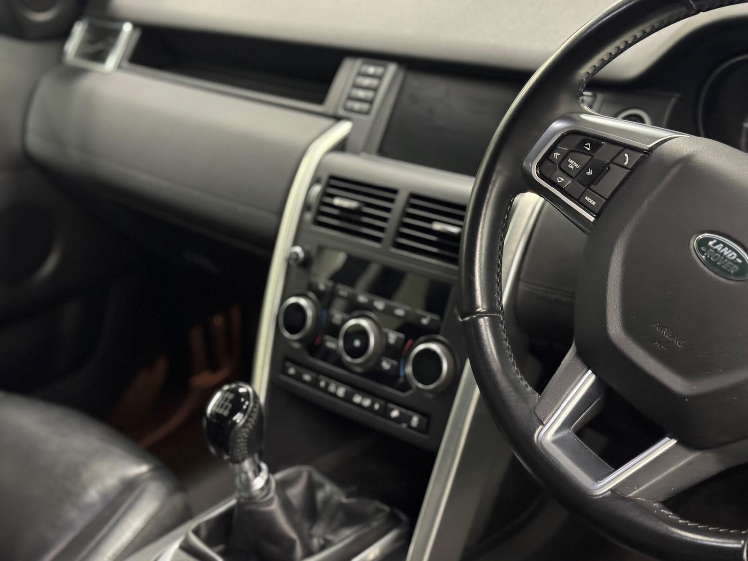 Used Land Rover Discovery Sport 2017 for sale - 76371092: Photo 10