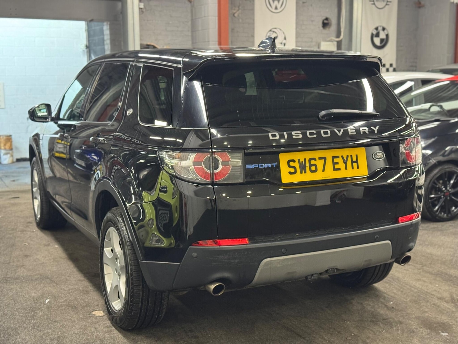 Used Land Rover Discovery Sport 2017 for sale - 76371092: Photo 6