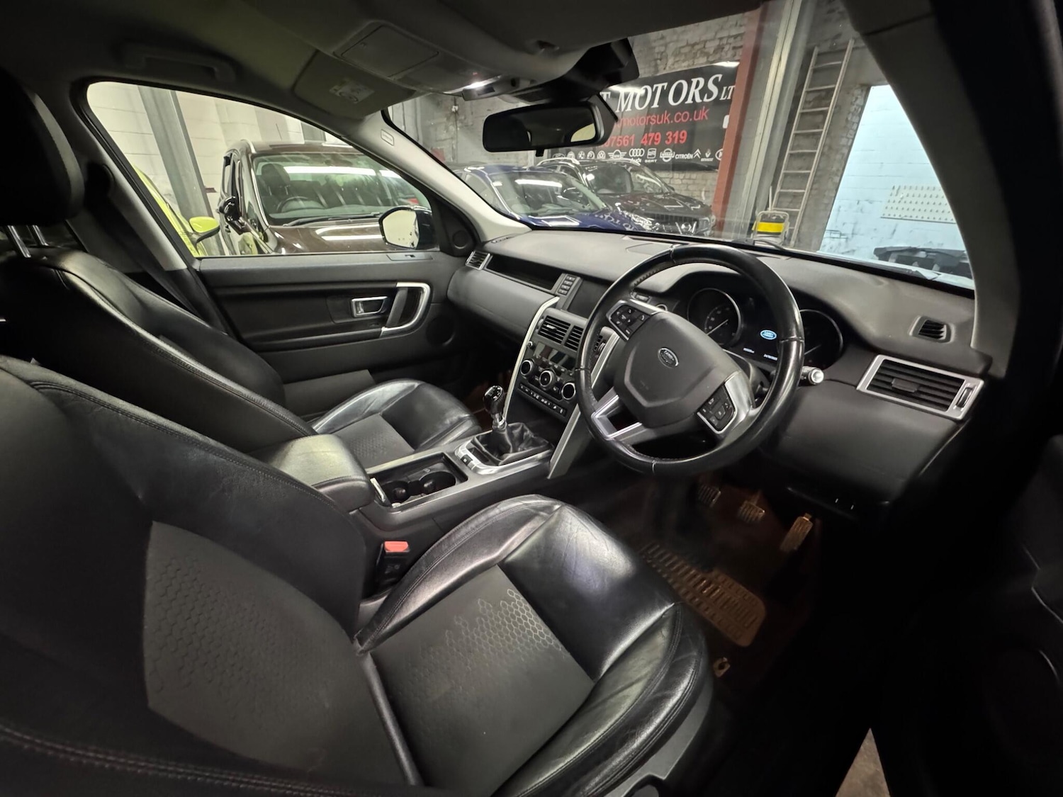 Used Land Rover Discovery Sport 2017 for sale - 76371092: Photo 8