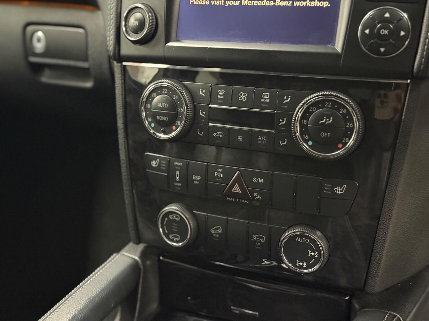 Used Mercedes-Benz GL Class 2010 for sale - 77203809: Photo 20