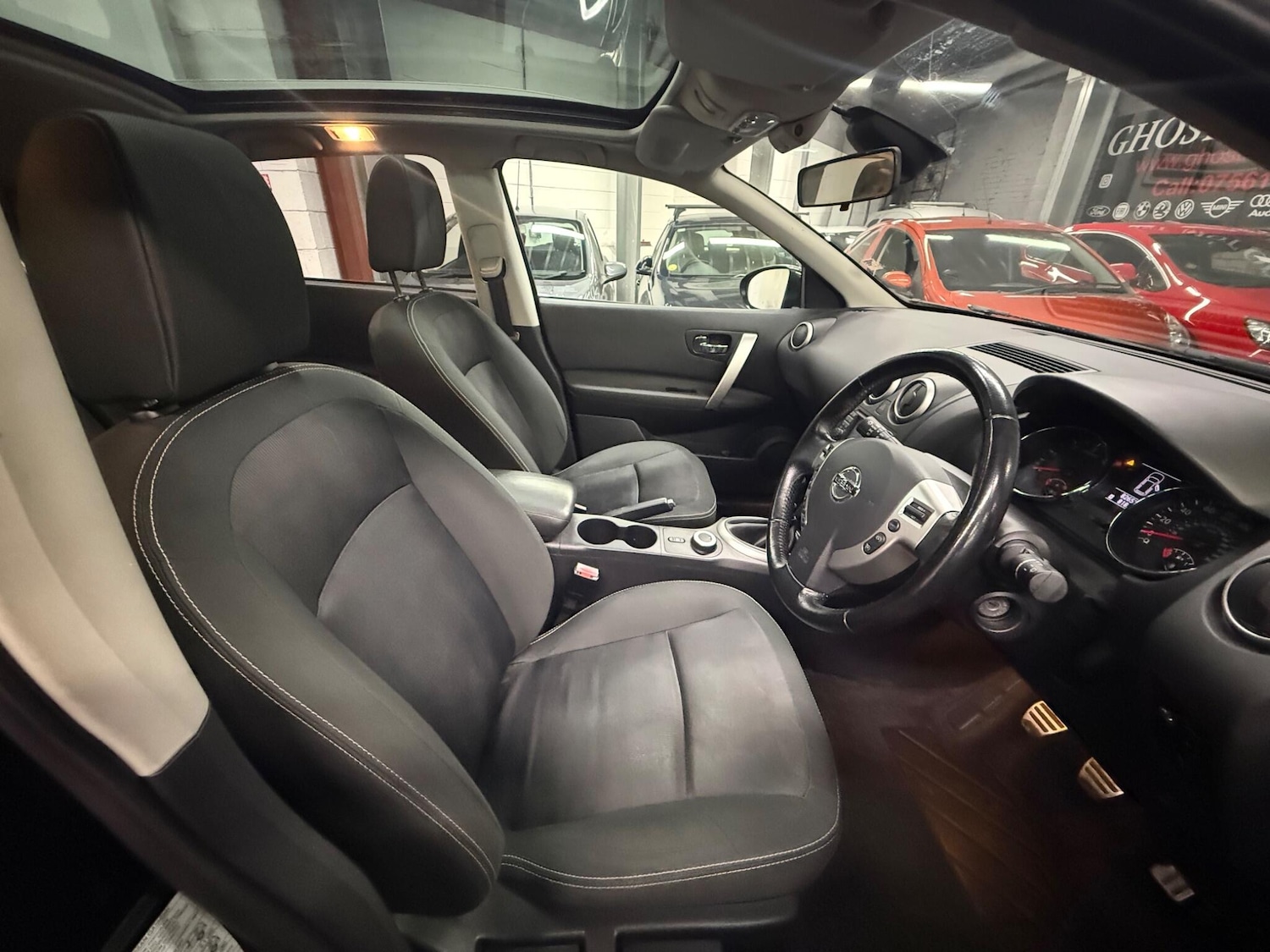 Used Nissan Qashqai 2011 for sale - 76561789: Photo 9