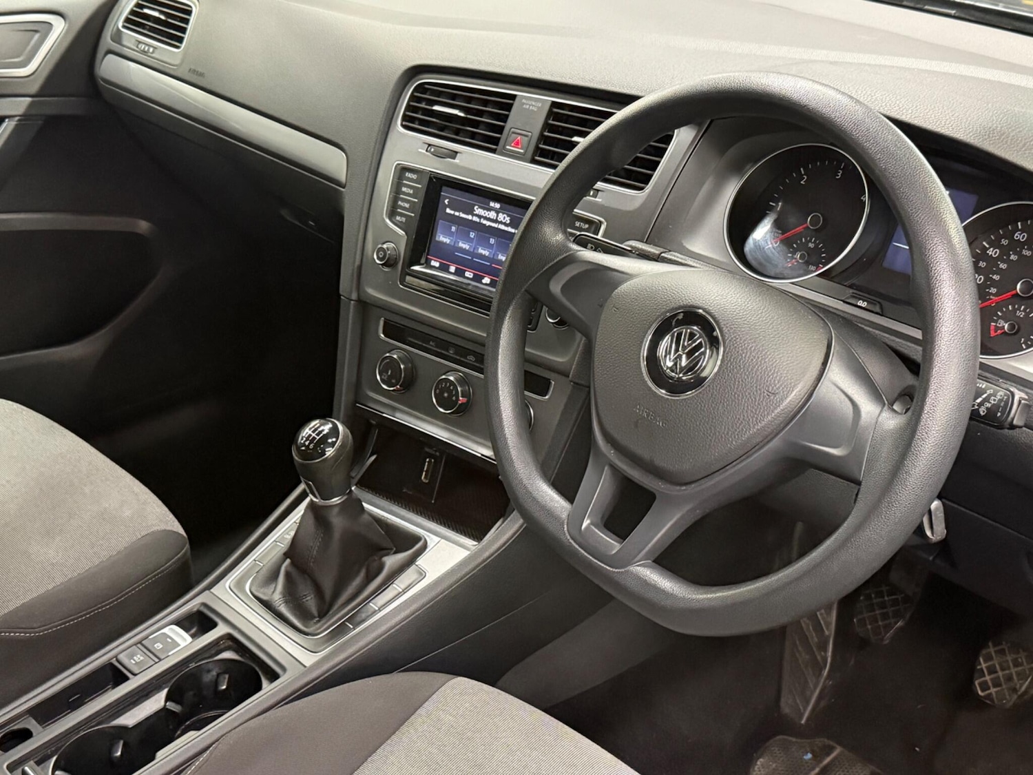 Used Volkswagen Golf 2014 for sale - 77376289: Photo 10