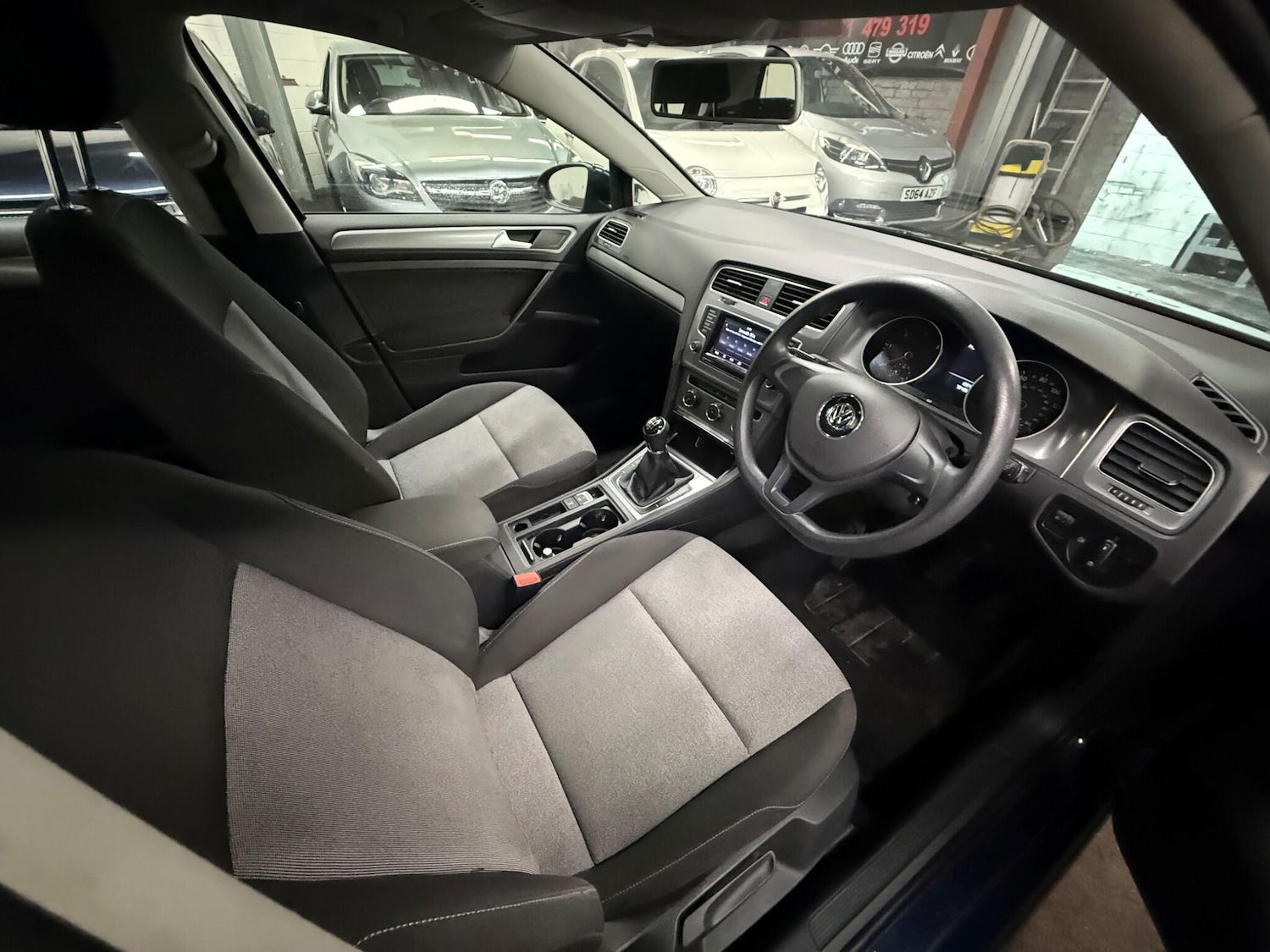 Used Volkswagen Golf 2014 for sale - 77376289: Photo 8