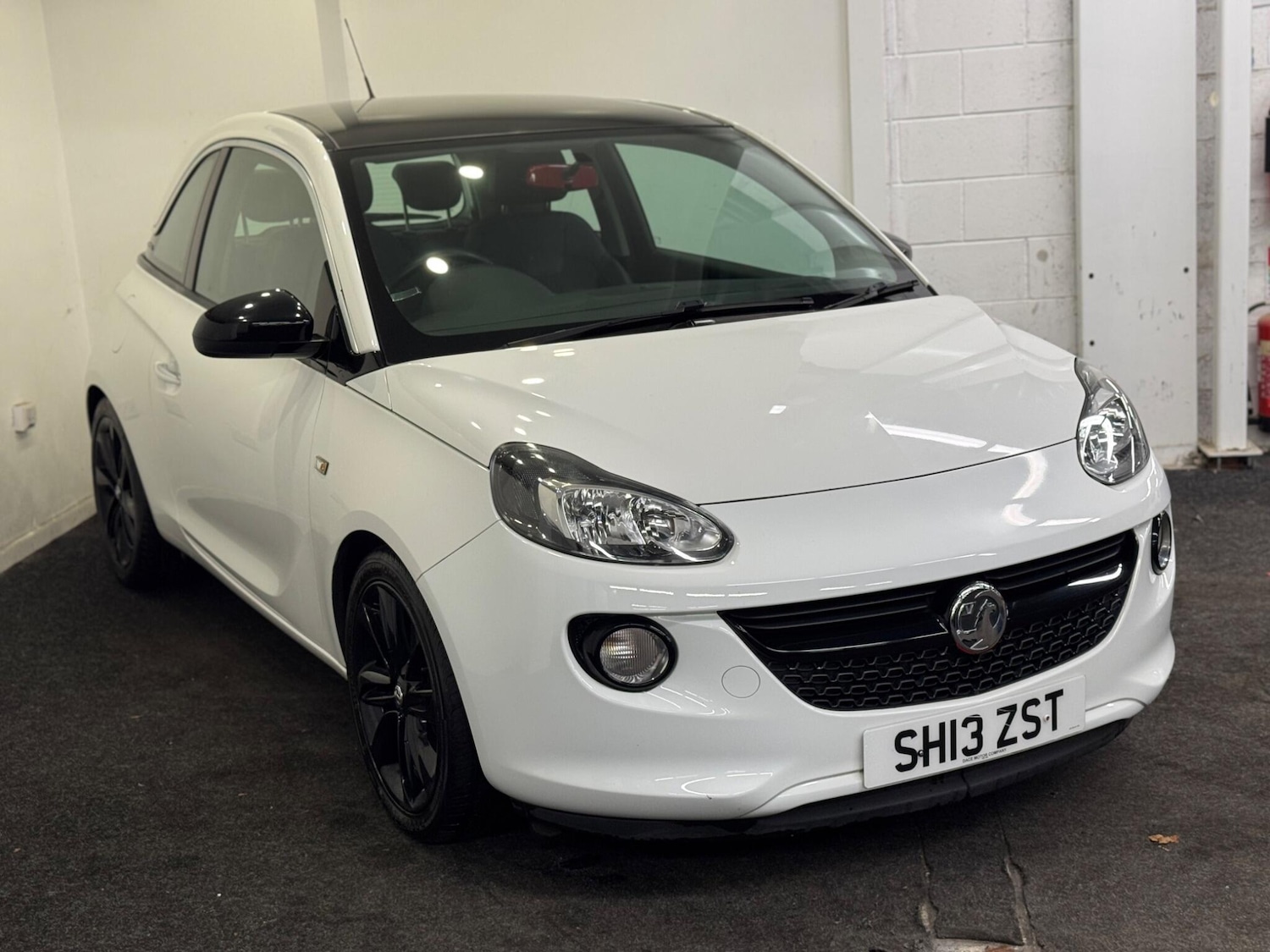 Used Vauxhall ADAM 2013 for sale - 77066836: Photo 3