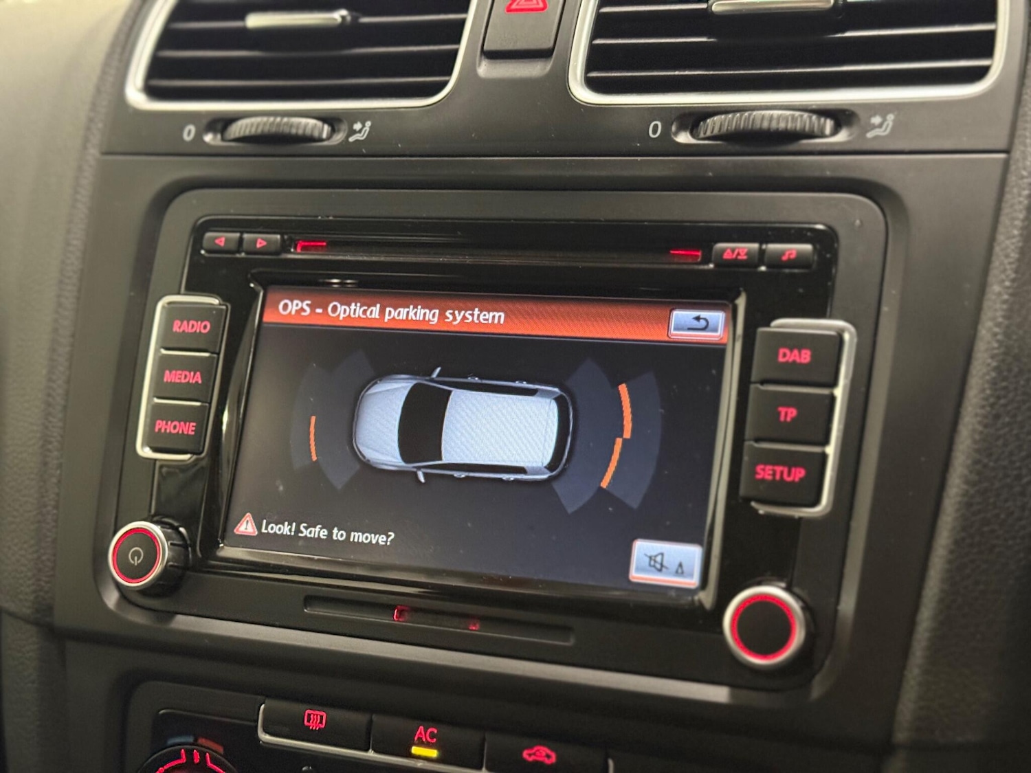 Used Volkswagen Golf for sale - 77670856: Photo 14