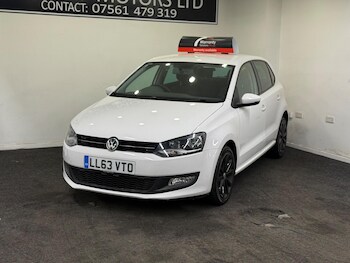 Used Volkswagen Polo 2013 for sale - 77704675: Photo