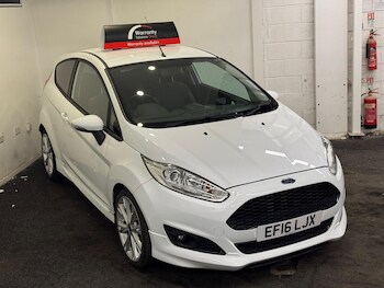 Used Ford Fiesta 2016 for sale - 79303360: Photo