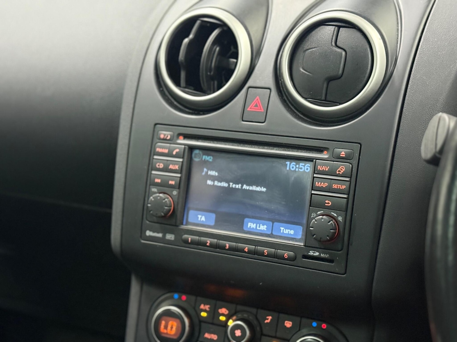 Used Nissan Qashqai 2011 for sale - 76247113: Photo 11