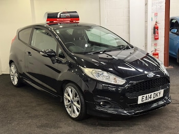 Used Ford Fiesta 2014 for sale - 76952552: Photo