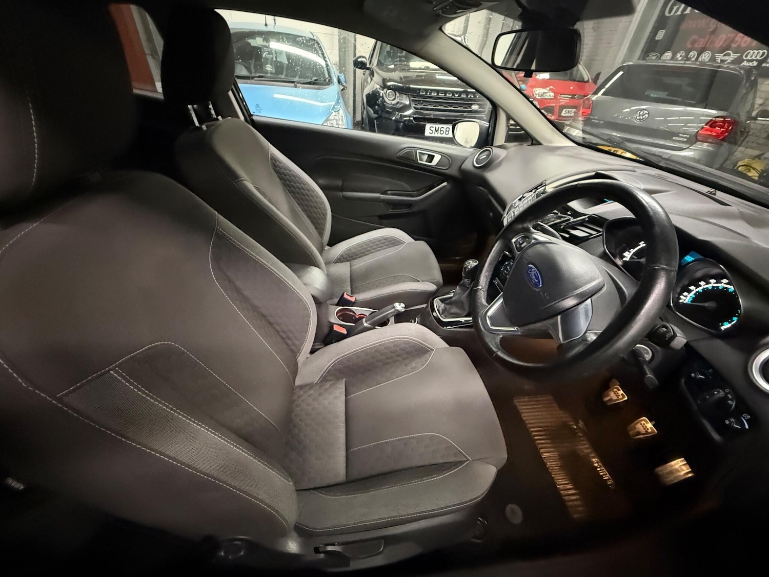 Used Ford Fiesta 2014 for sale - 76952552: Photo 9