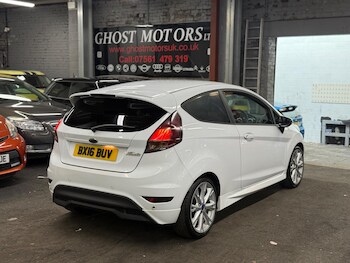 Used Ford Fiesta 2016 for sale - 77957548: Photo