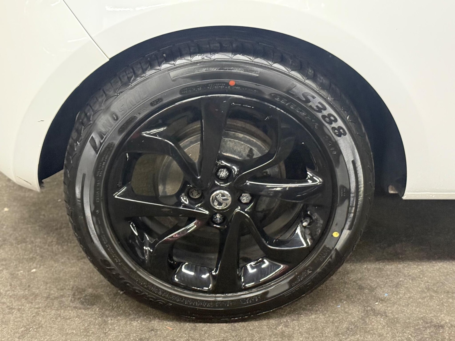 Used Vauxhall Corsa 2016 for sale - 76596948: Photo 7