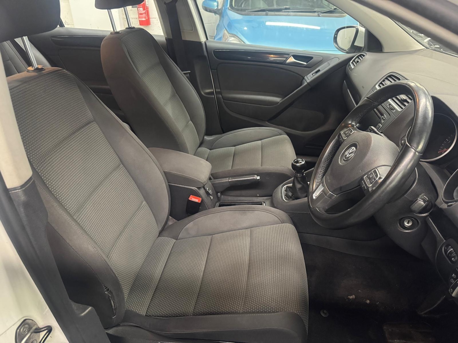 Used Volkswagen Golf 2011 for sale - 76765579: Photo 11