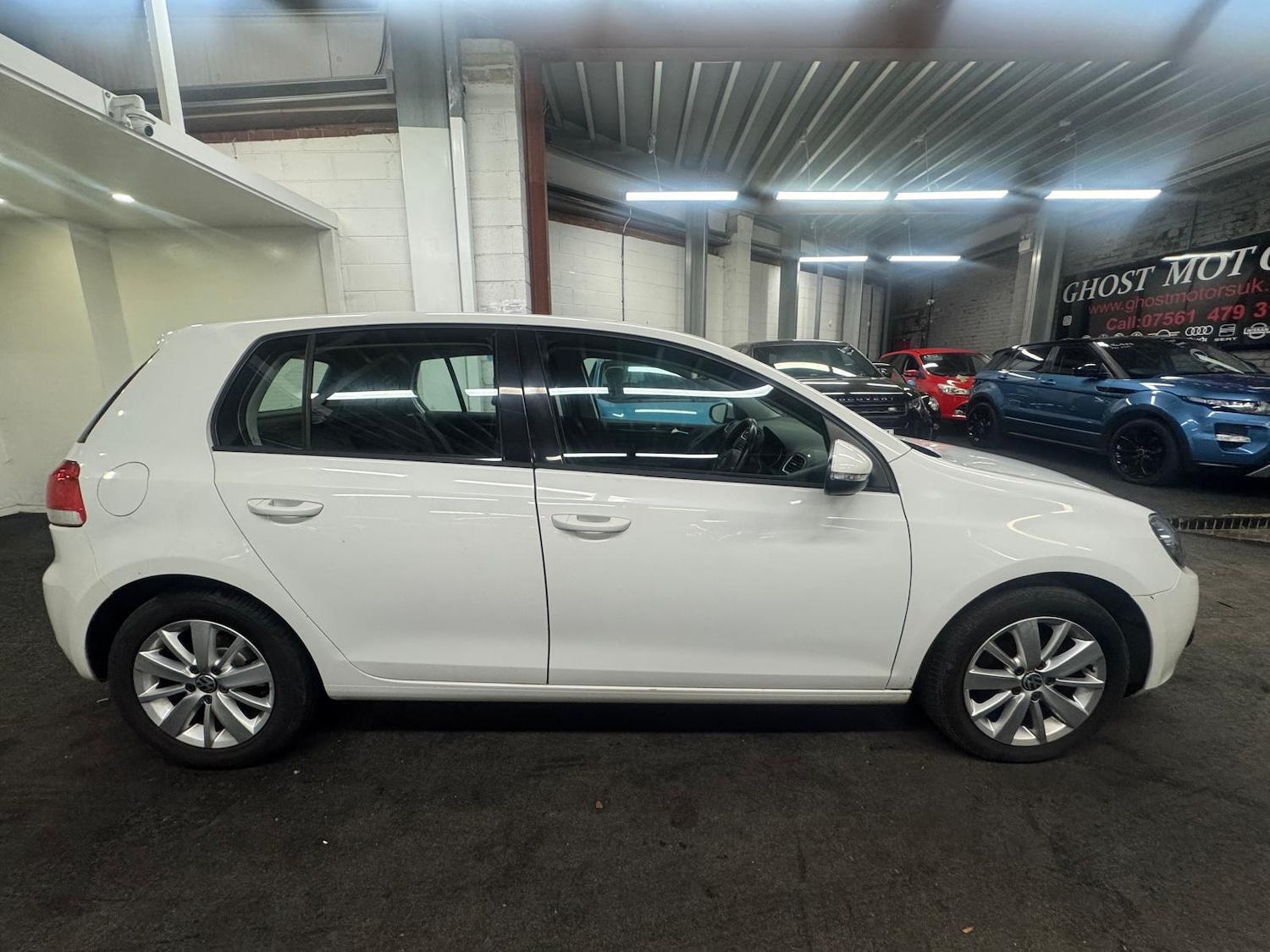 Used Volkswagen Golf 2011 for sale - 76765579: Photo 4