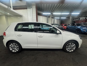 Used Volkswagen Golf 2011 for sale - 76765579: Photo