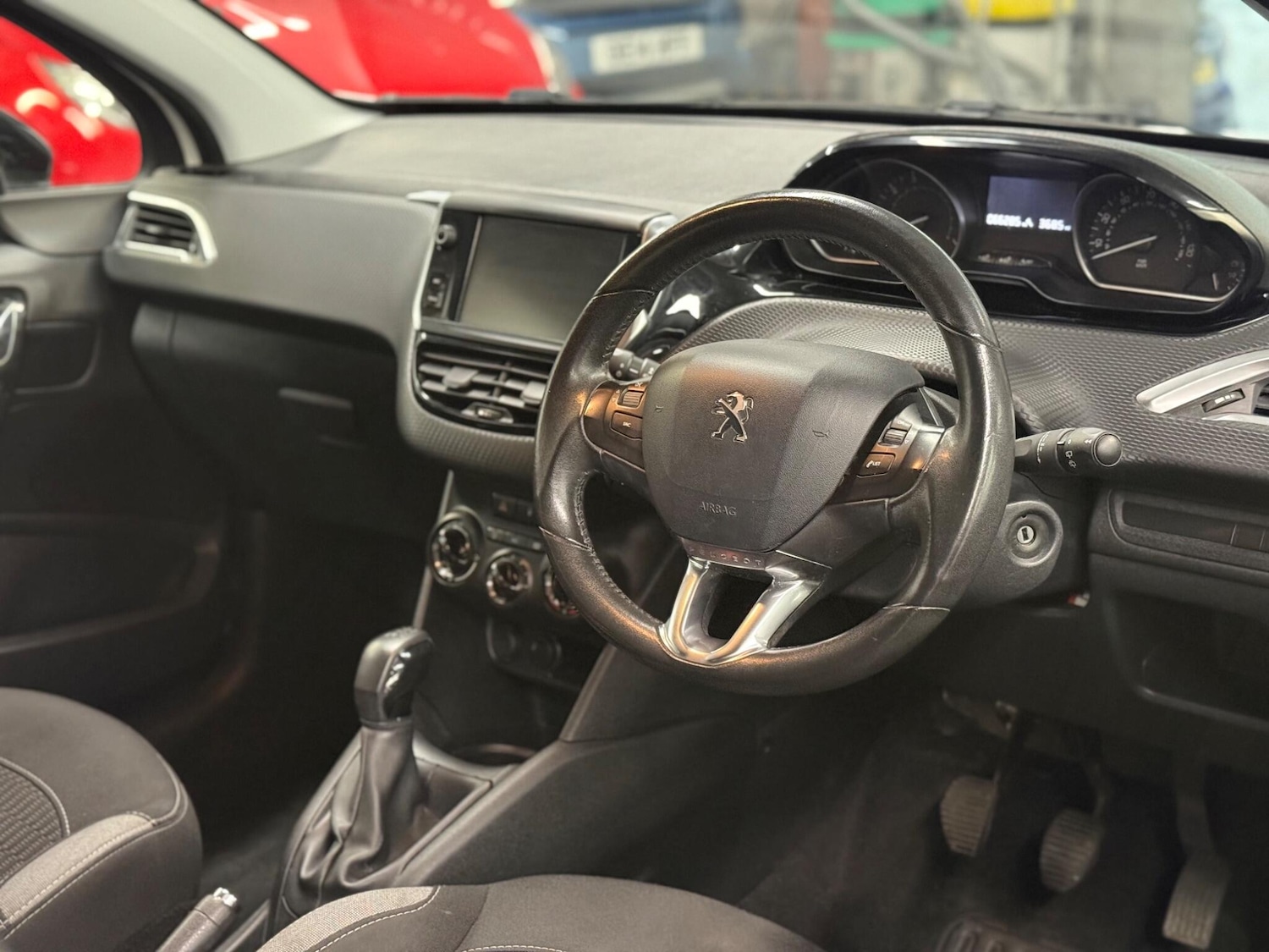 Used Peugeot 208 2016 for sale - 76499643: Photo 10