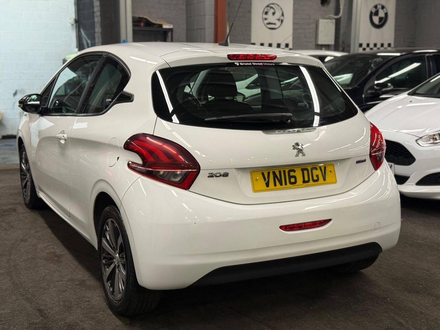 Used Peugeot 208 2016 for sale - 76499643: Photo 6