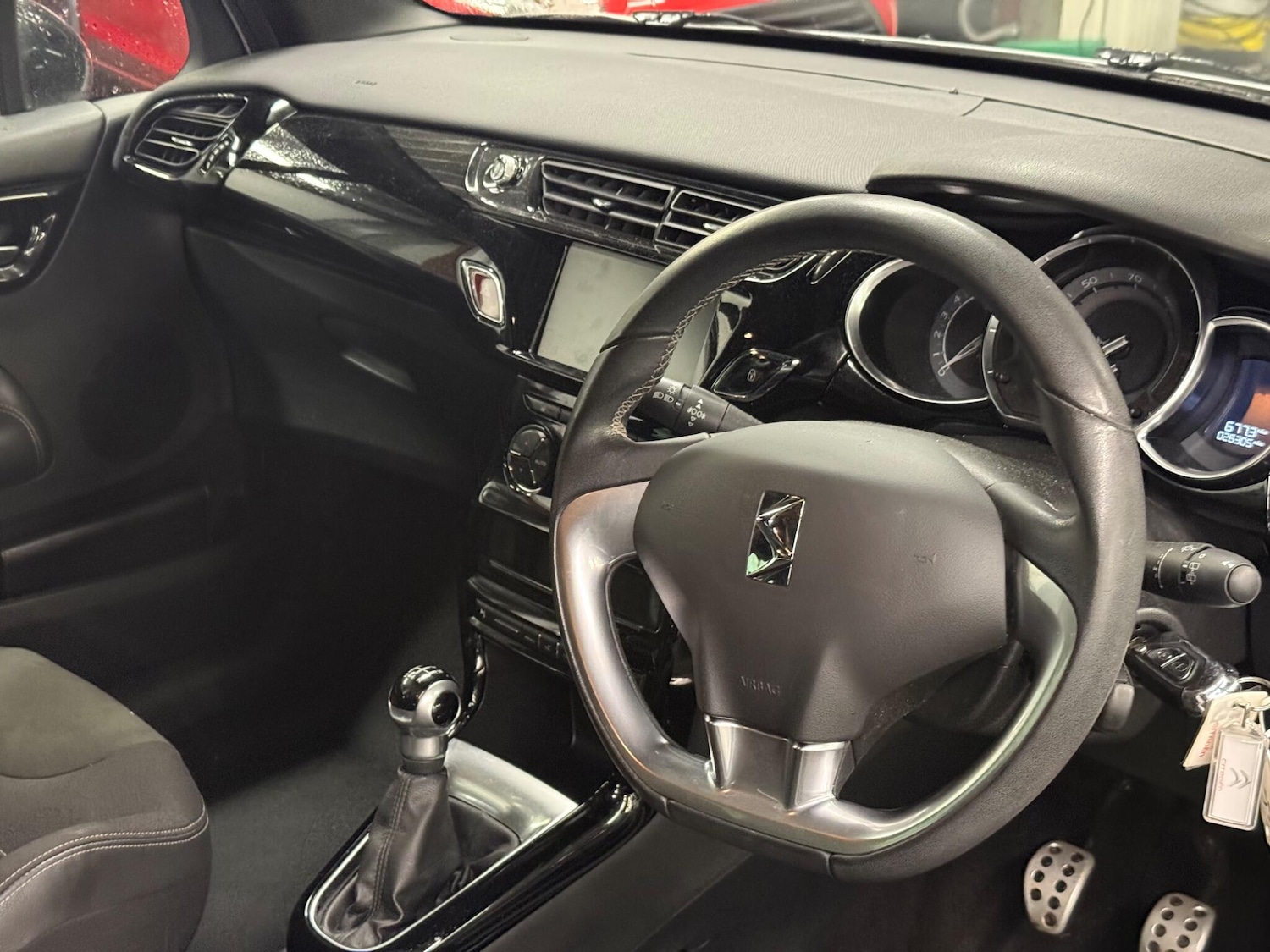 Used DS Automobiles DS 3 2016 for sale - 77202399: Photo 10