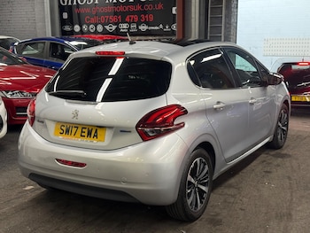 Used Peugeot 208 2017 for sale - 79374142: Photo