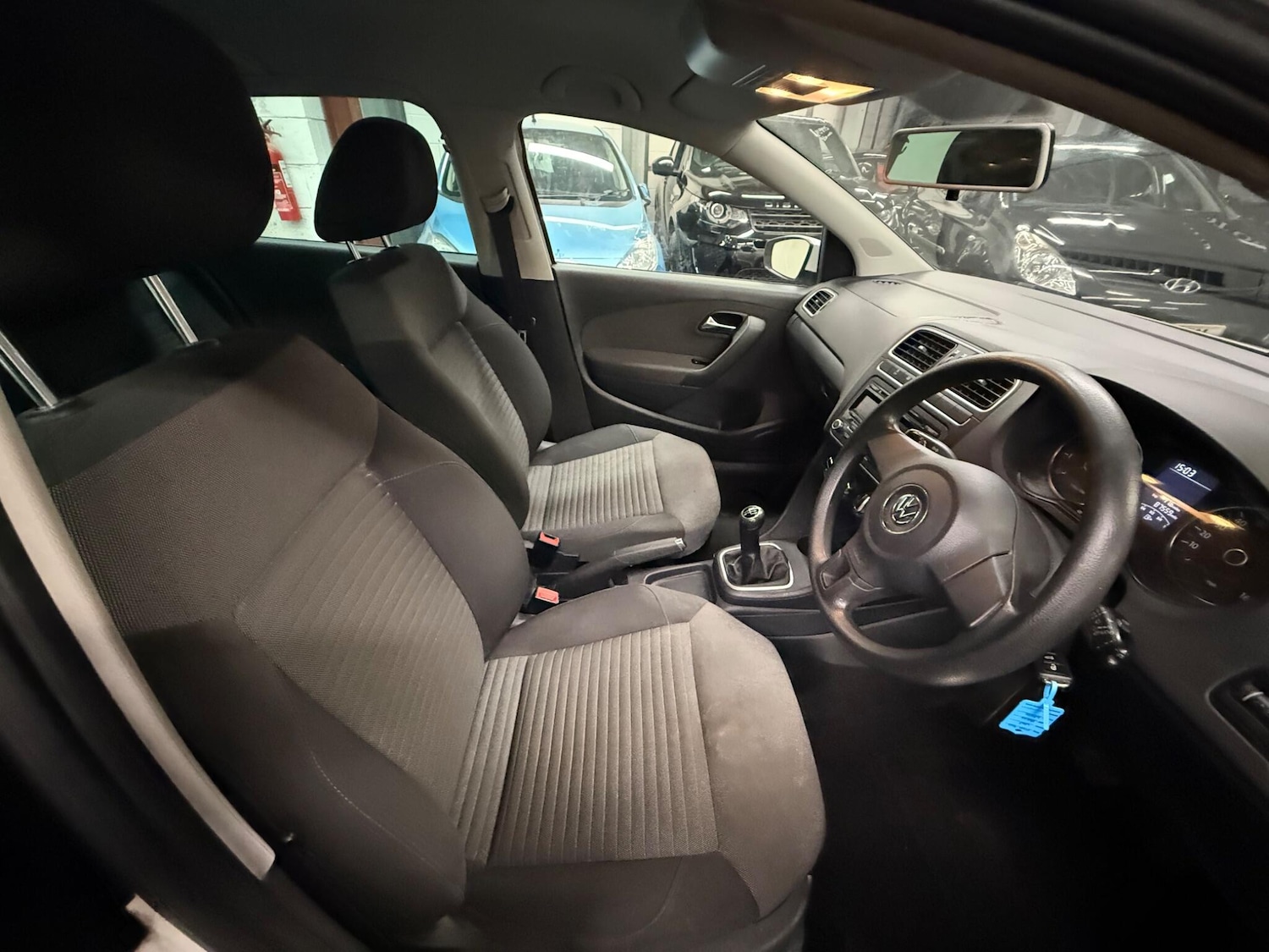 Used Volkswagen Polo 2011 for sale - 76912649: Photo 8