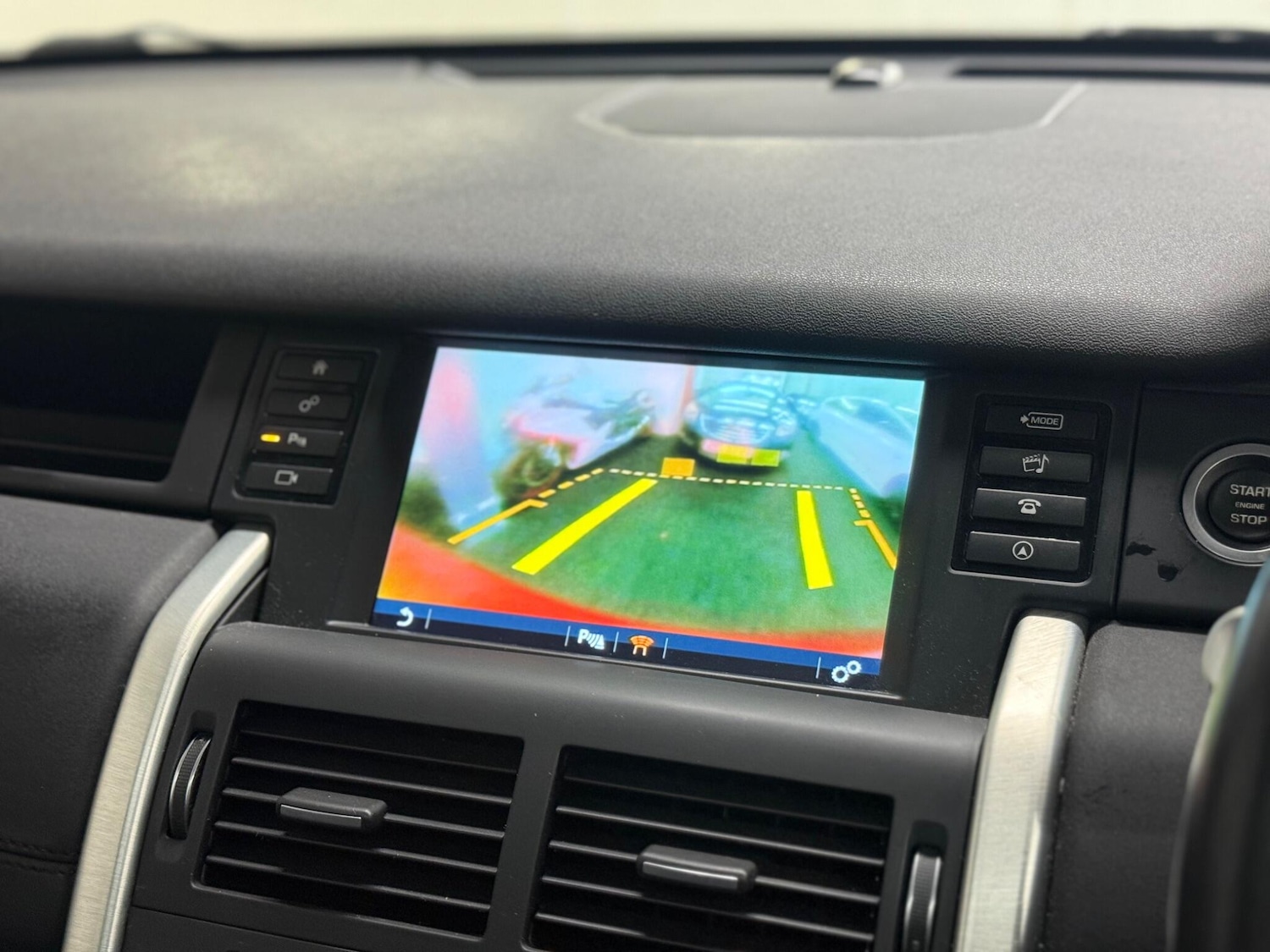 Used Land Rover Discovery Sport for sale - 77624947: Photo 18