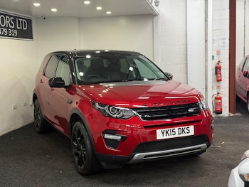 Used Land Rover Discovery Sport 2015 for sale - 77624947: Photo