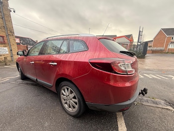 Used Renault Megane 2010 for sale - 76521816: Photo