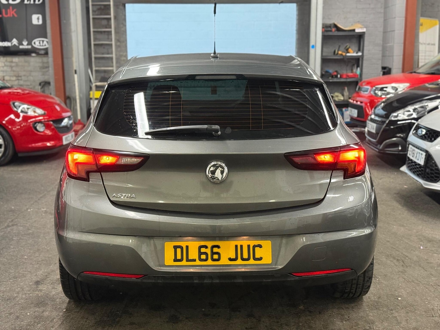 Used Vauxhall Astra 2016 for sale - 78204729: Photo 5