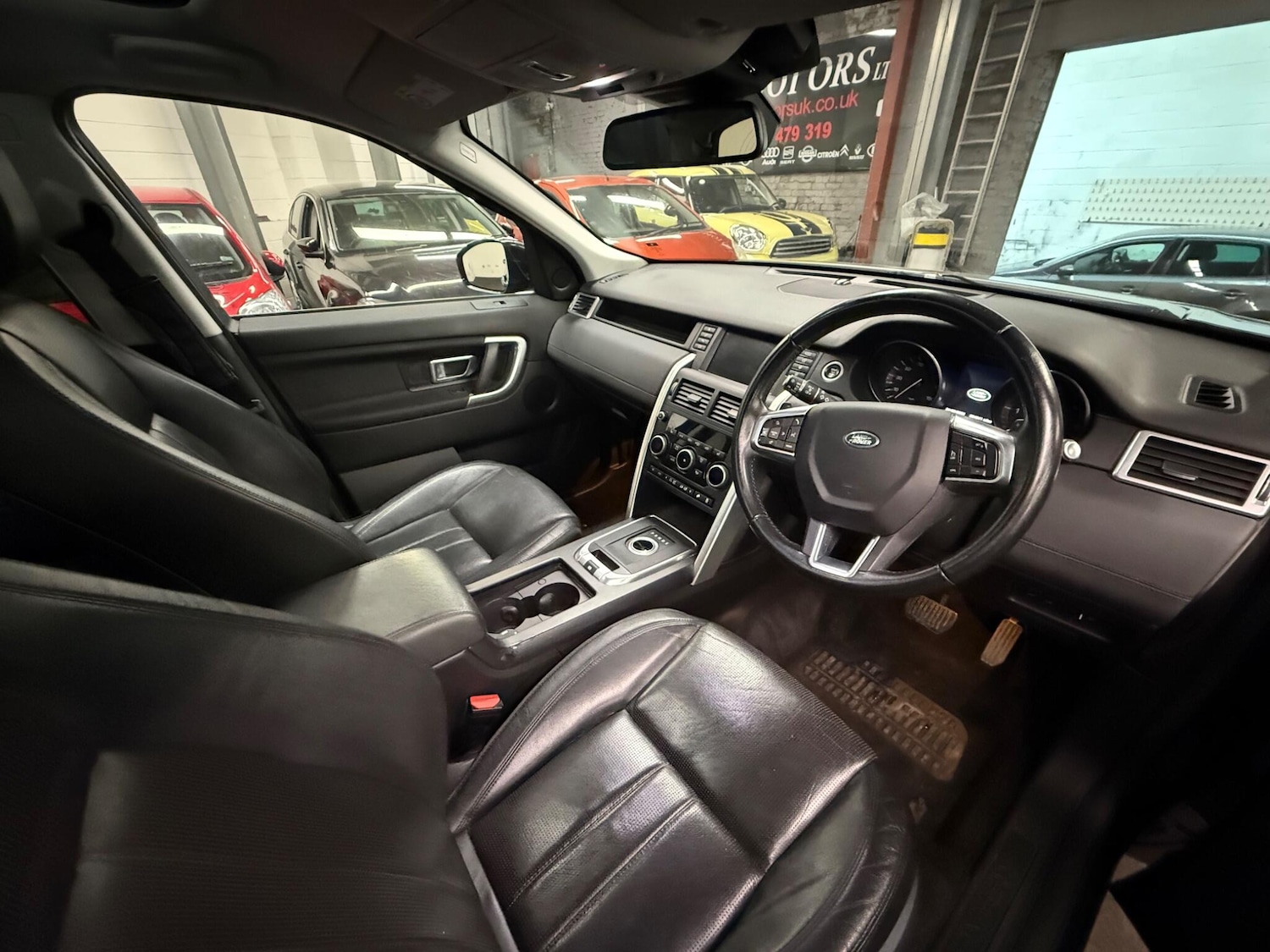 Used Land Rover Discovery Sport 2015 for sale - 77657915: Photo 9