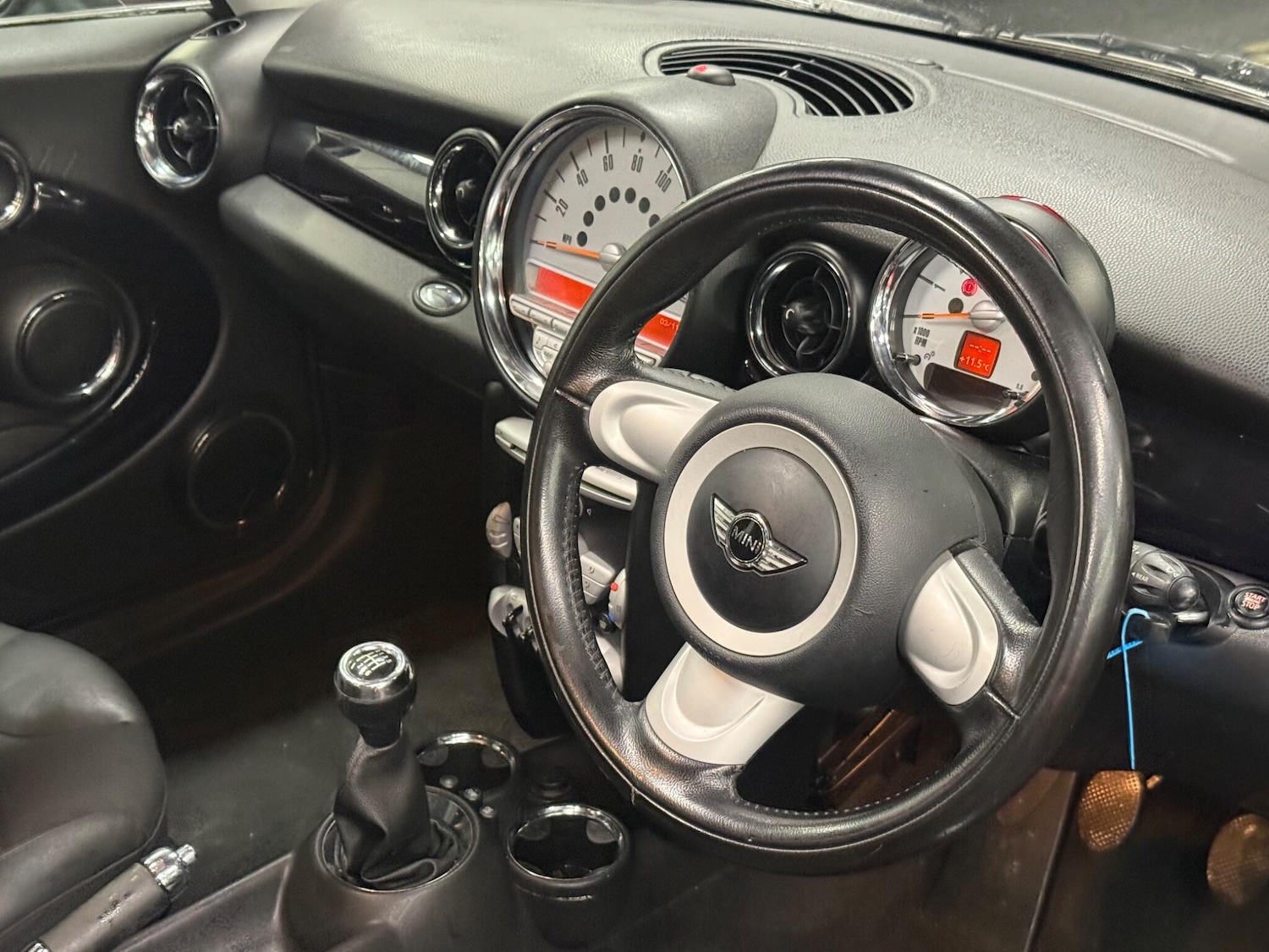 Used MINI Hatch 2010 for sale - 77852815: Photo 10