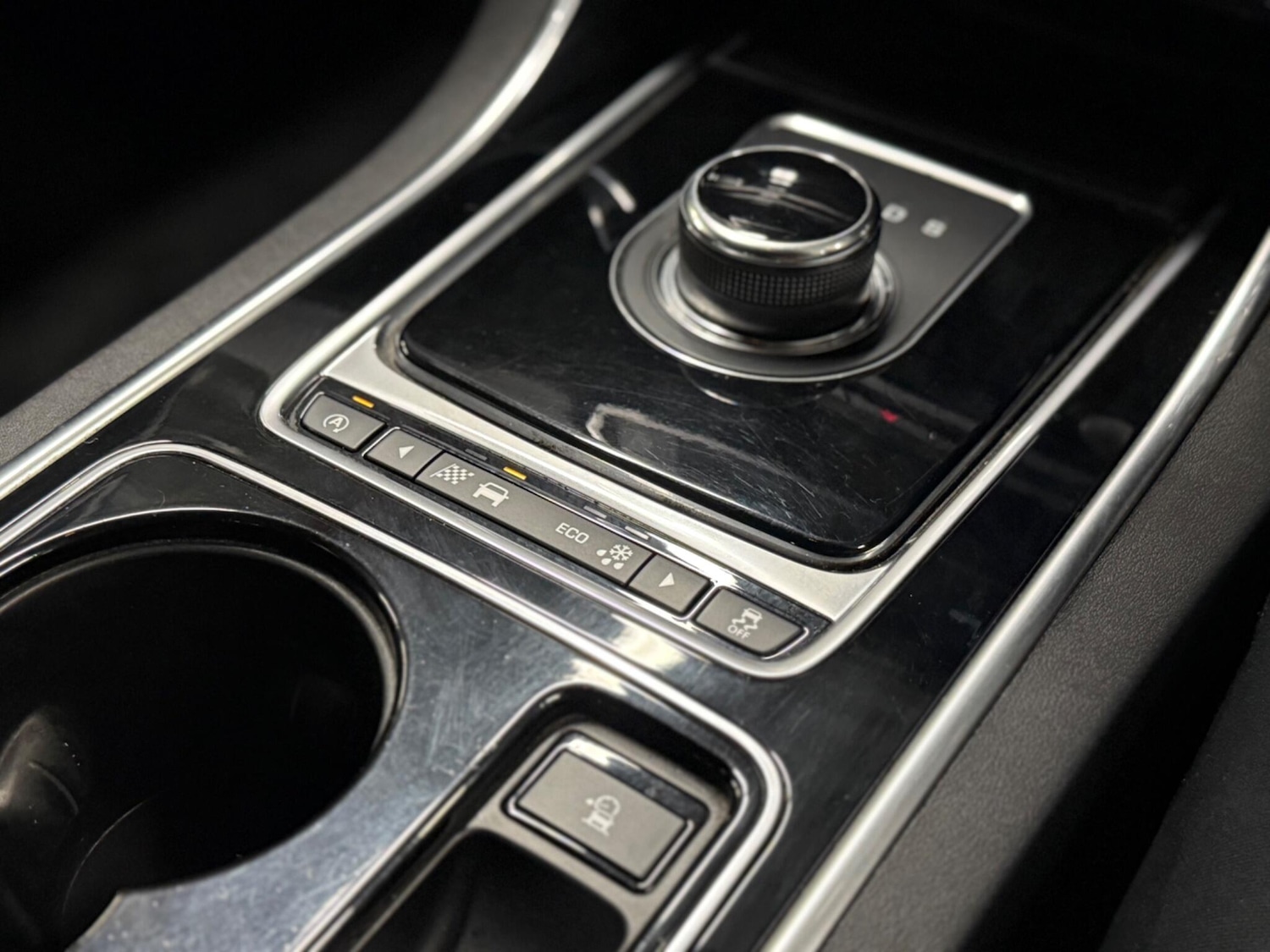 Used Jaguar XE for sale - 78128079: Photo 11