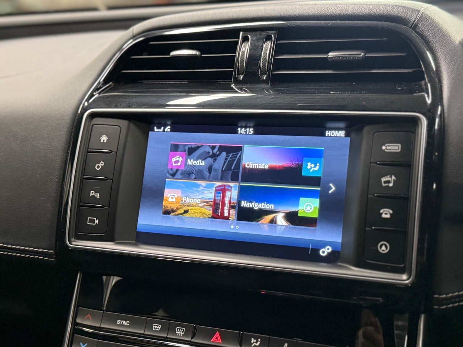 Used Jaguar XE for sale - 78128079: Photo 13