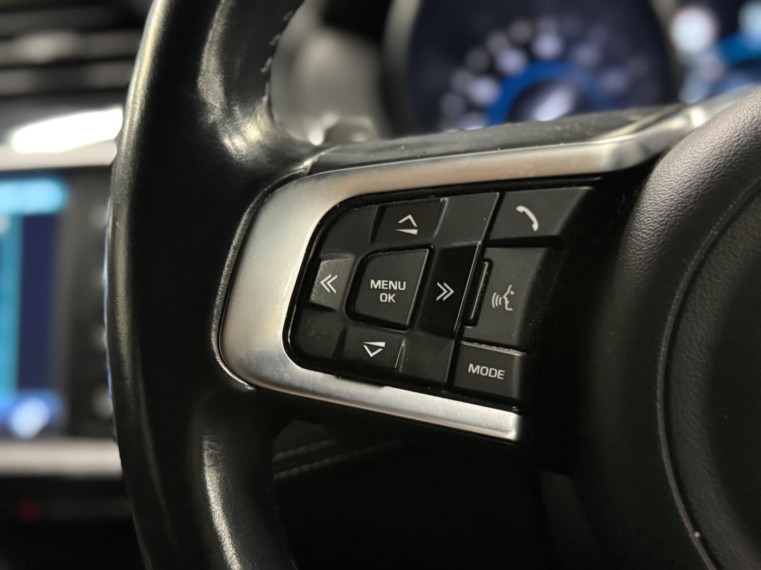 Used Jaguar XE for sale - 78128079: Photo 15