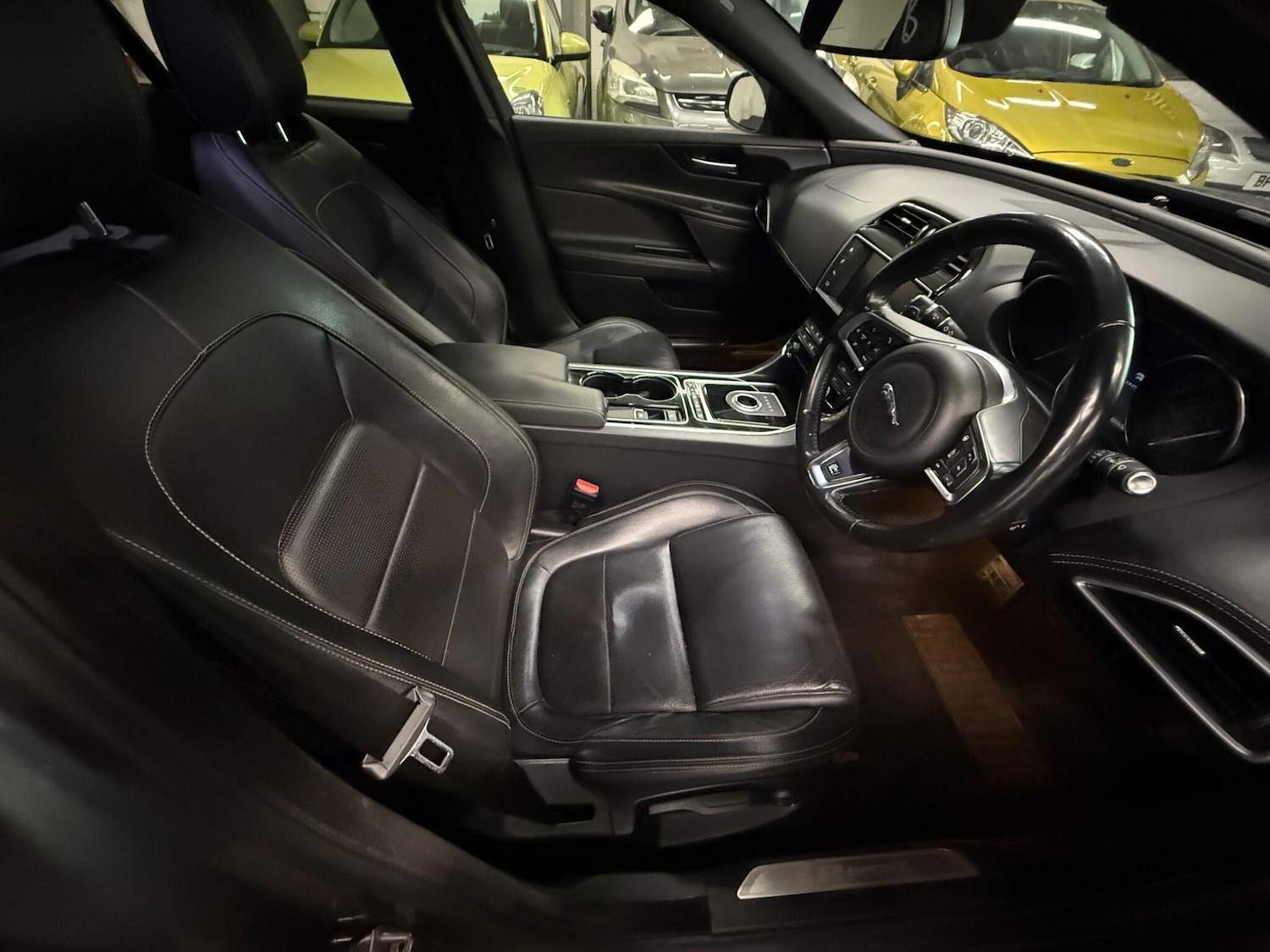 Used Jaguar XE for sale - 78128079: Photo 9