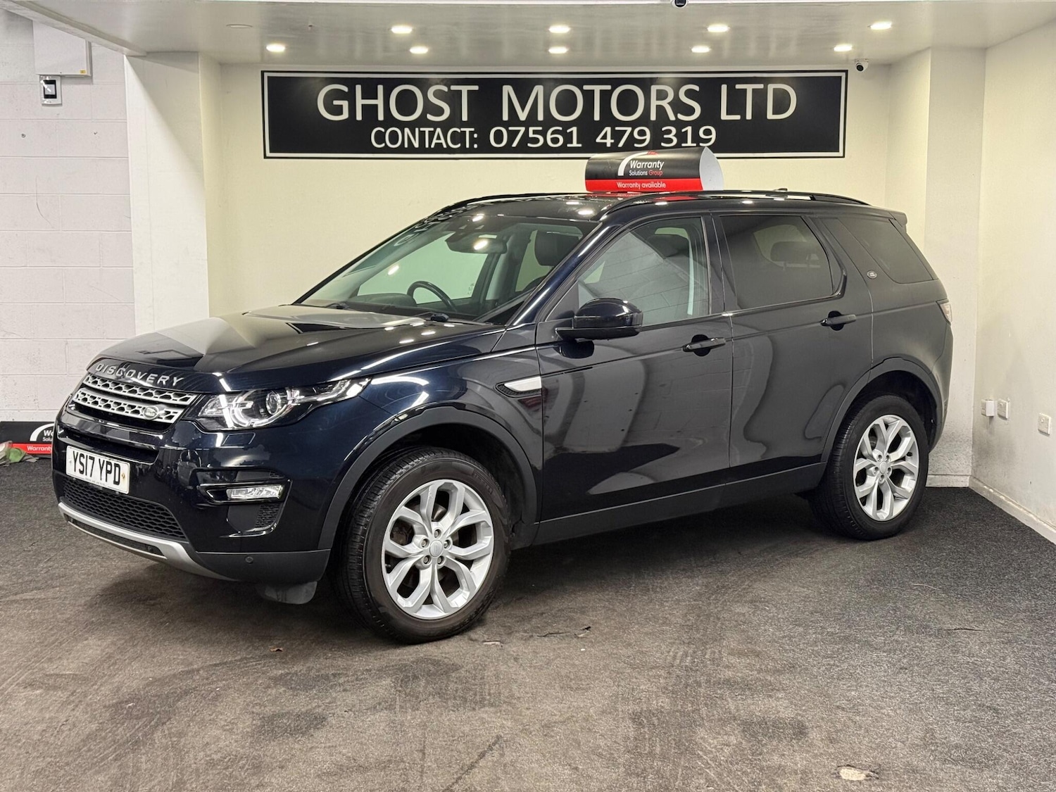 Used Land Rover Discovery Sport 2017 for sale - 76752439: Photo 1