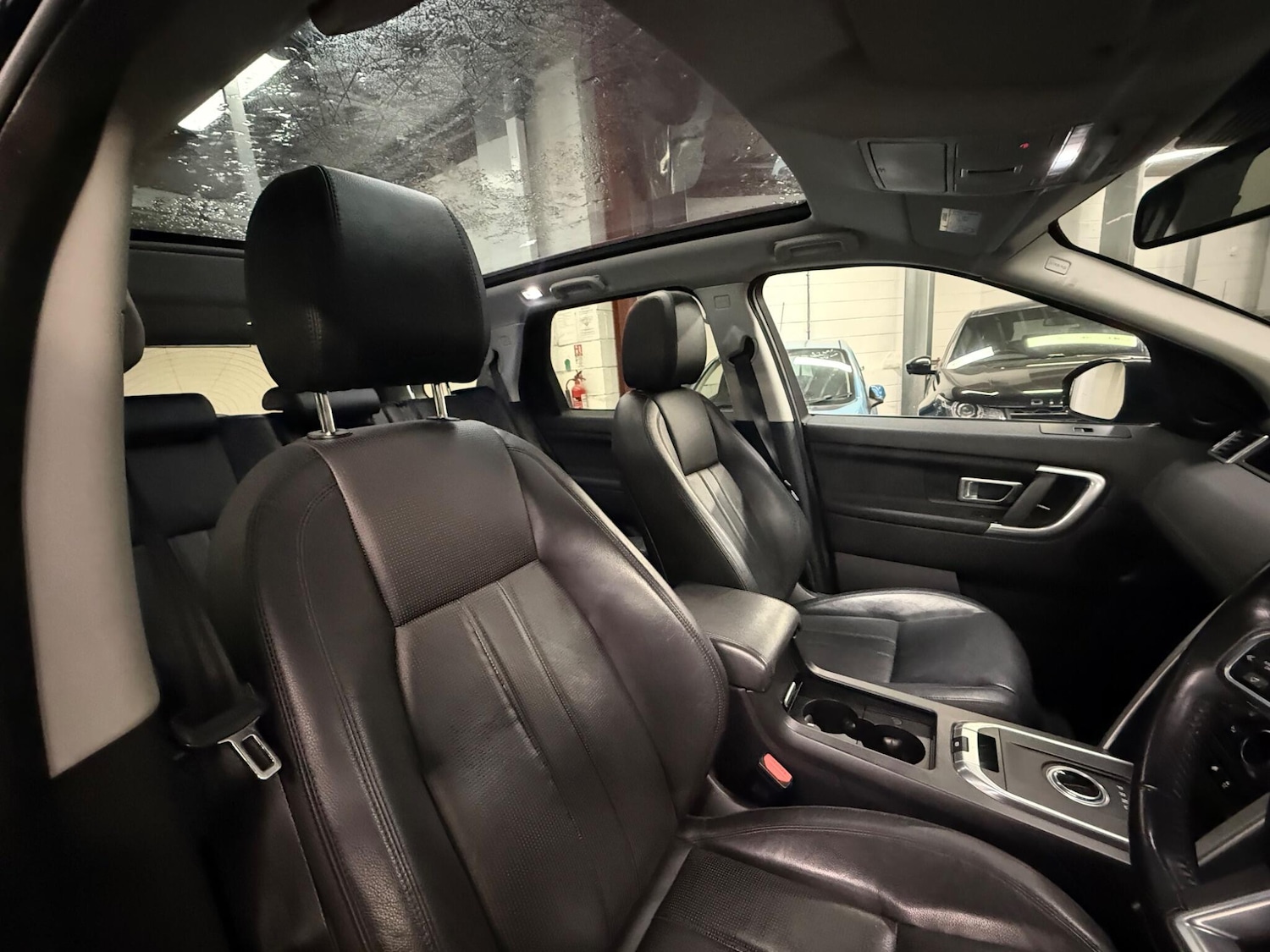 Used Land Rover Discovery Sport 2017 for sale - 76752439: Photo 10