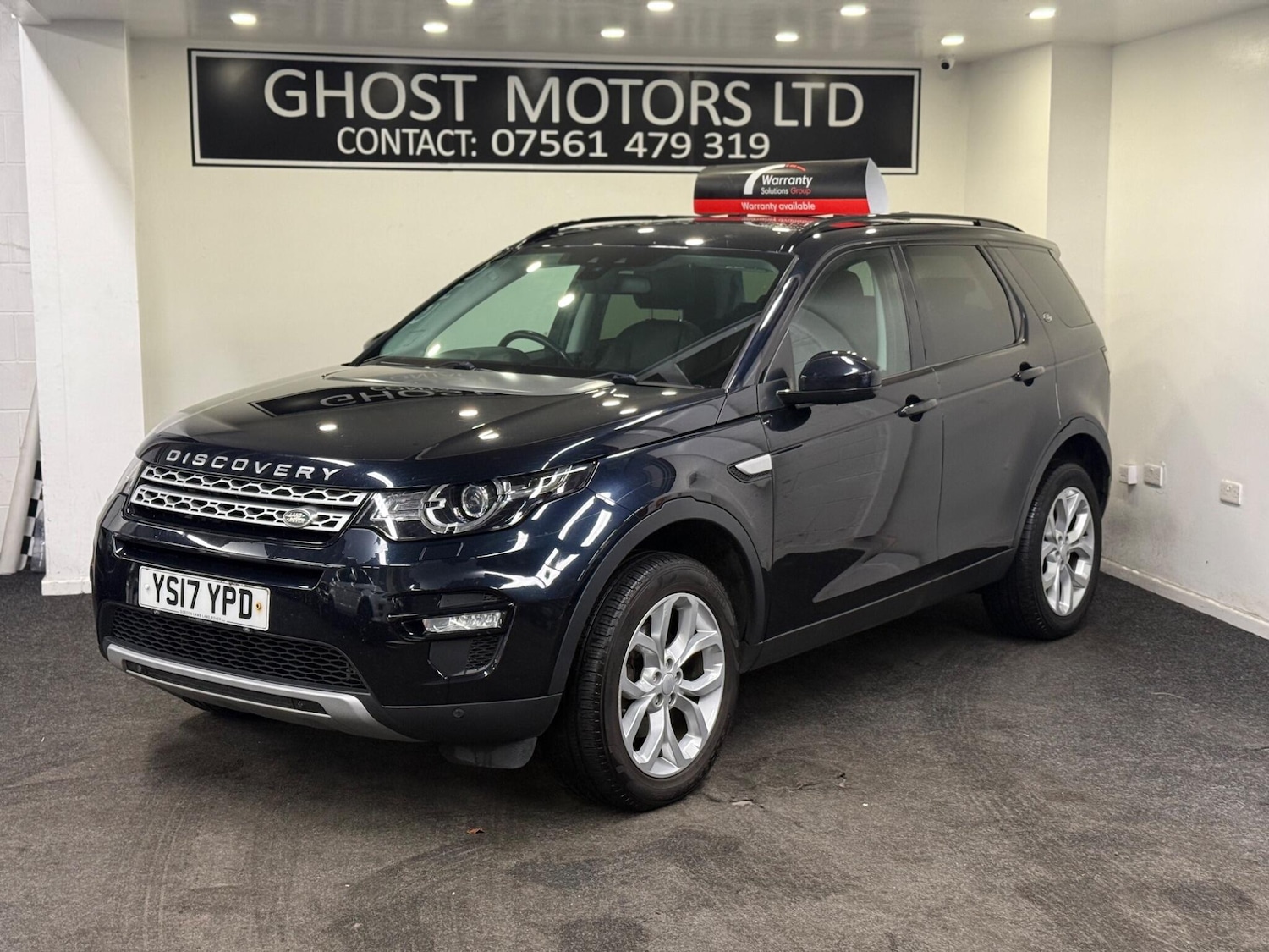 Used Land Rover Discovery Sport 2017 for sale - 76752439: Photo 2