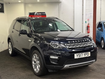 Used Land Rover Discovery Sport 2017 for sale - 76752439: Photo